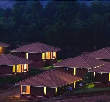 Mango Village Resort Guhāgar Exterior foto